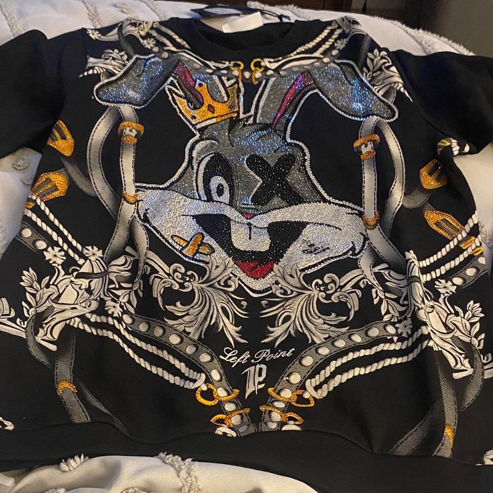 Black Graphic Sweatshirt